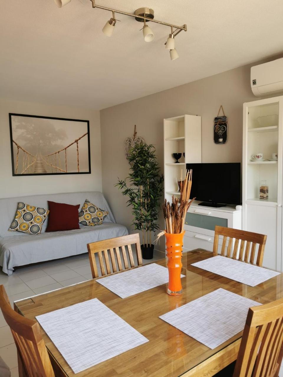 Apartamento Cumbre Loix, Con Parking Privado Y Wifi Gratis Benidorm Kültér fotó